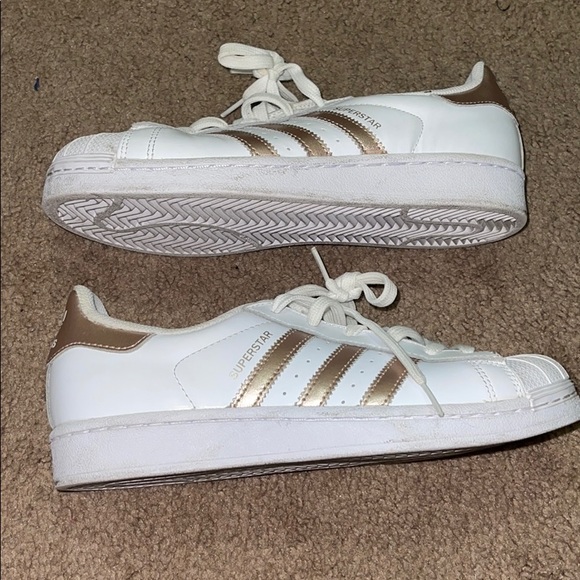 Adidas Superstar - Picture 3 of 5